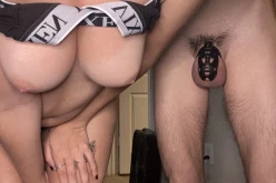 Rien n'a changé sauf la cage qu'il porte 🦊