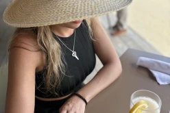 J'adore comme cette clé brille au soleil