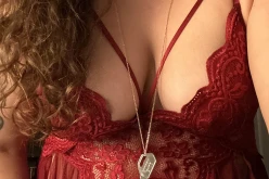 Si mignon… il pense qu'il va sortir ce soir 😈