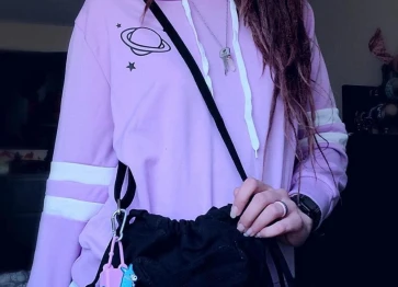 🗃️ Autour du cou